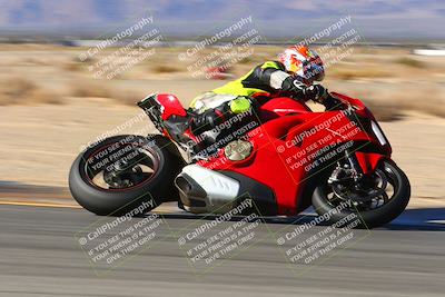 media/Jan-09-2022-SoCal Trackdays (Sun) [[2b1fec8404]]/Turn 8 (1045am)/